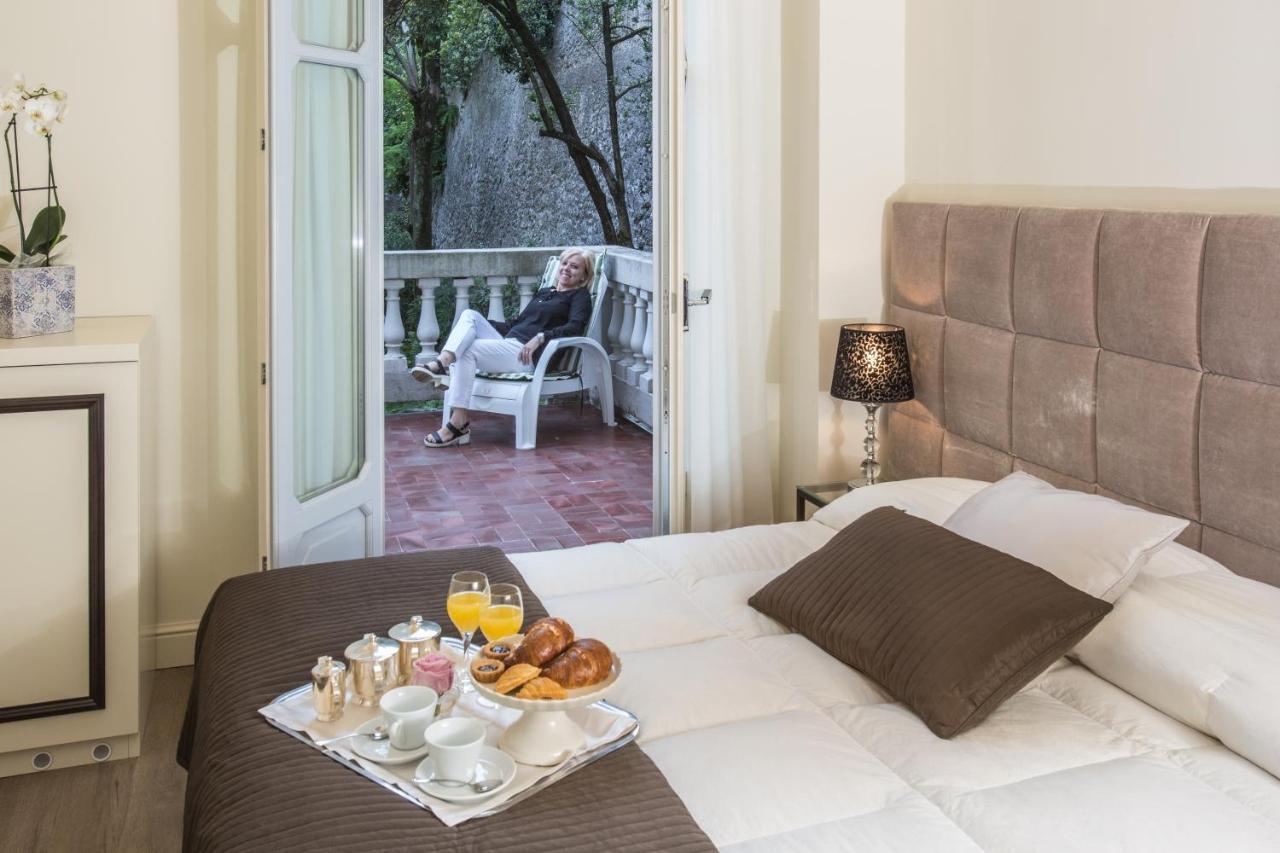 Boutique Hotel Villa Giulia Valmadrera Eksteriør bilde