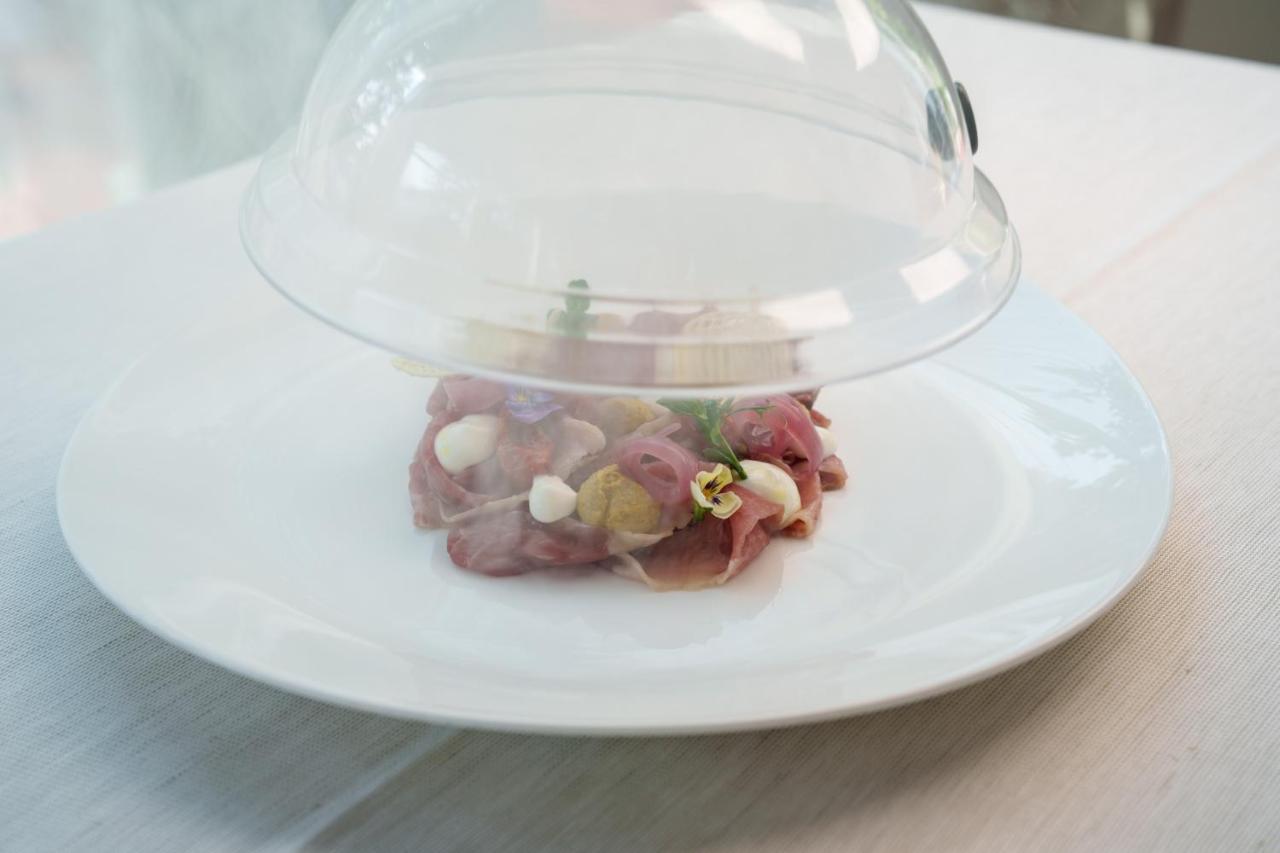 Boutique Hotel Villa Giulia Valmadrera Eksteriør bilde